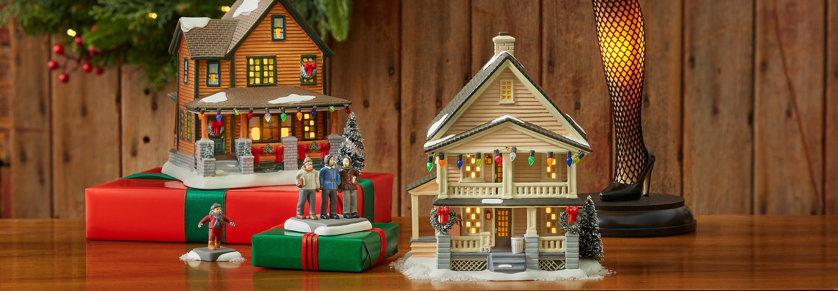 The Christmas Story Figurines By Willow Tree A Christmas Story Figurines Neca Parker Family Ralphie Old Man