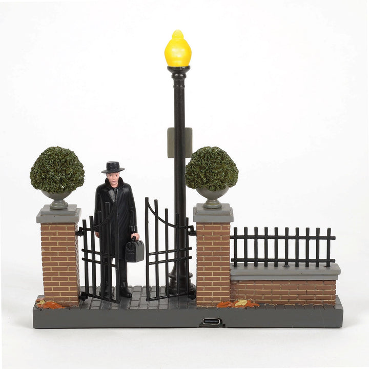 Fright Ave | The Exorcist S/2 | Lighted Buildings