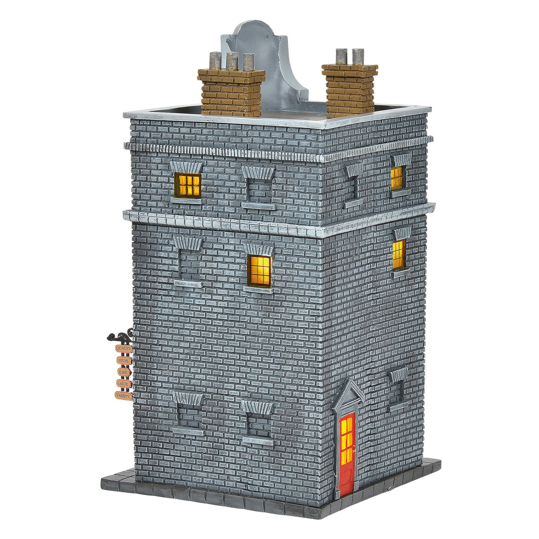 Harry Potter Village | Weasleys' Wizard Wheezes | Lighted Buildings