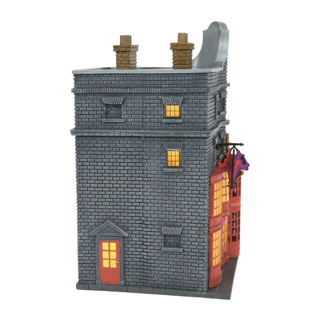 Harry Potter Village | Weasleys' Wizard Wheezes | Lighted Buildings