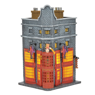 Harry Potter Village | Weasleys' Wizard Wheezes | Lighted Buildings