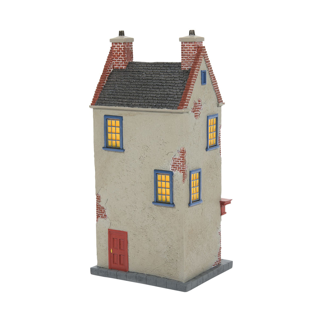 Harry Potter Village | Quality Quidditch Supplies | Lighted Buildings