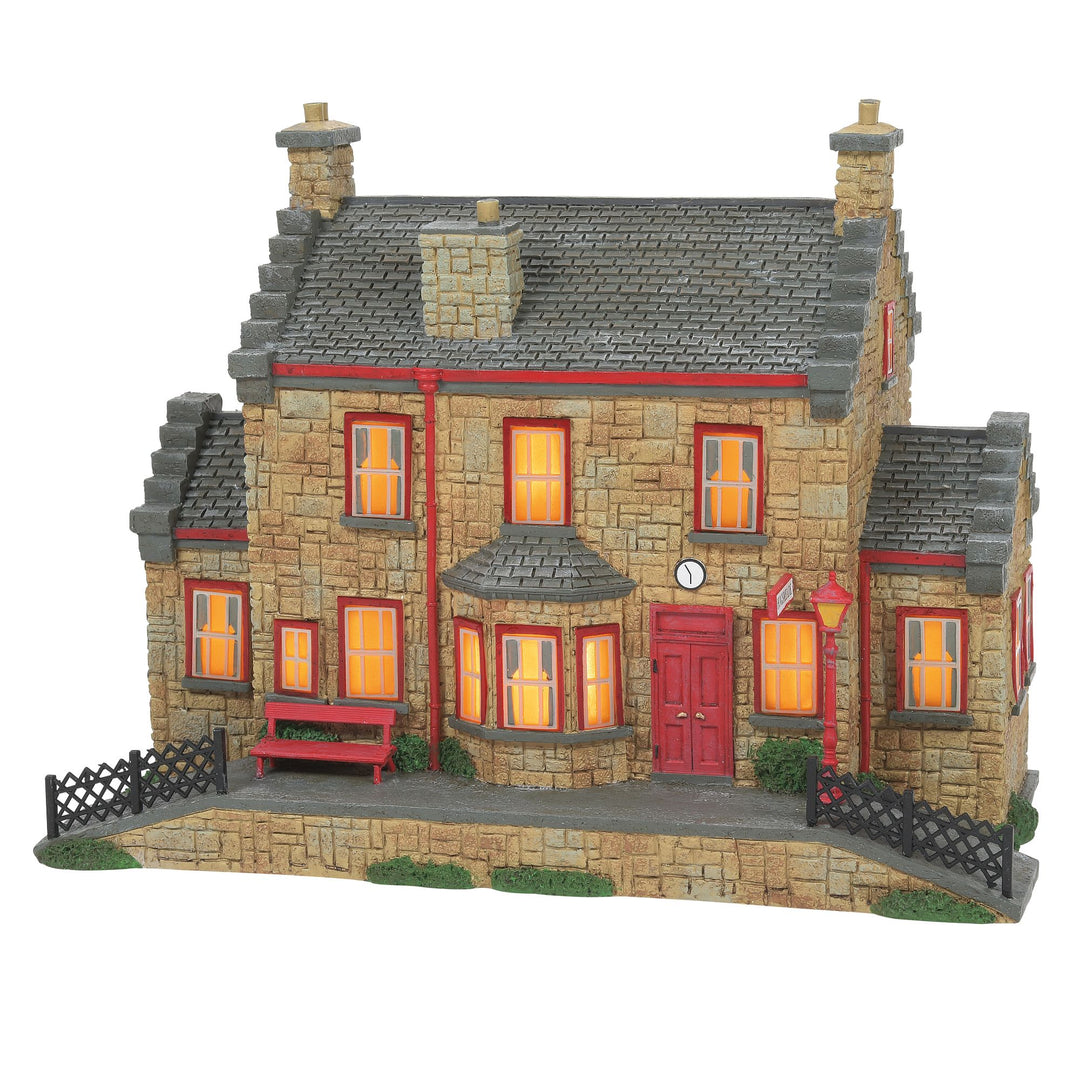 Harry Potter Village | Hogsmeade Station | Lighted Buildings