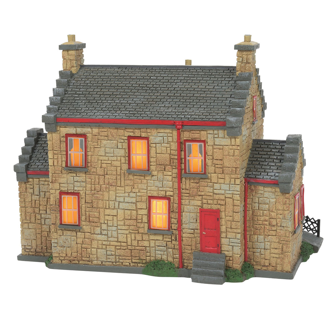 Harry Potter Village | Hogsmeade Station | Lighted Buildings