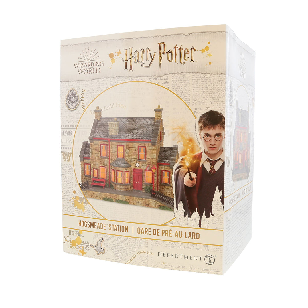 Harry Potter Village | Hogsmeade Station | Lighted Buildings