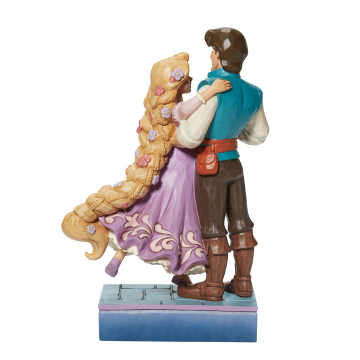 Disney Traditions | Rapunzel & Flynn Love | Figurine