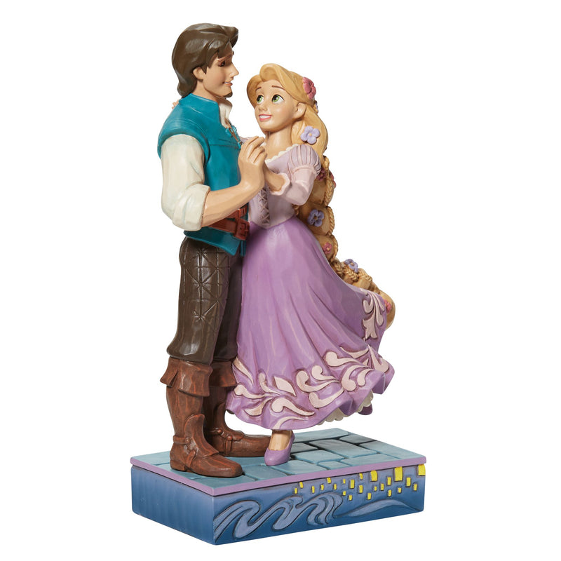 Disney Traditions | Rapunzel & Flynn Love | Figurine