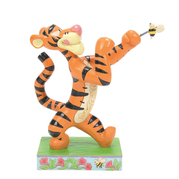 Disney Traditions | Tigger Fighting Bee | Figurine