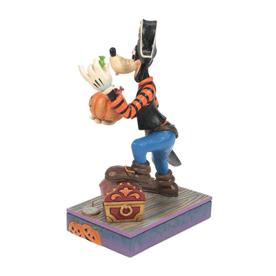 Disney Traditions | Goofy Pirate Costume | Figurine