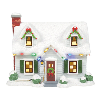 Peanuts Village | Peppermint Patty's House | Lighted Buildings