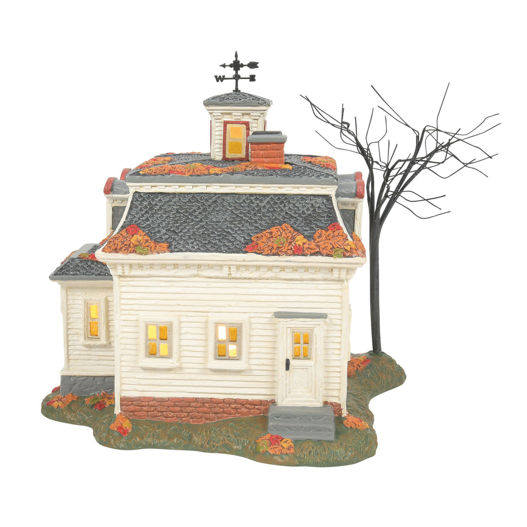 Hot Properties Village | Max's House In Salem | Lighted Buildings
