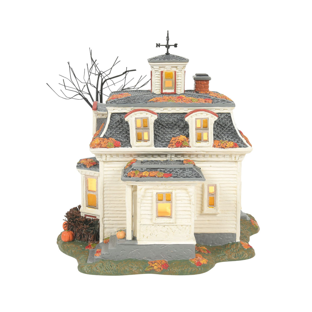 Hot Properties Village | Max's House In Salem | Lighted Buildings