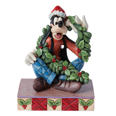 Disney Traditions | Goofy Christmas Holiday | Figurine