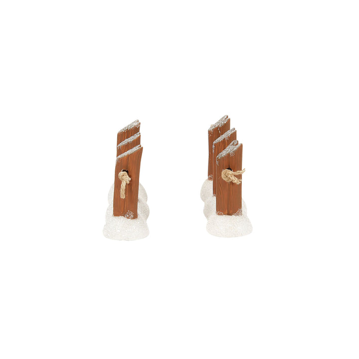 Disney Village | Wharf Fencing S/2 | Village Figures