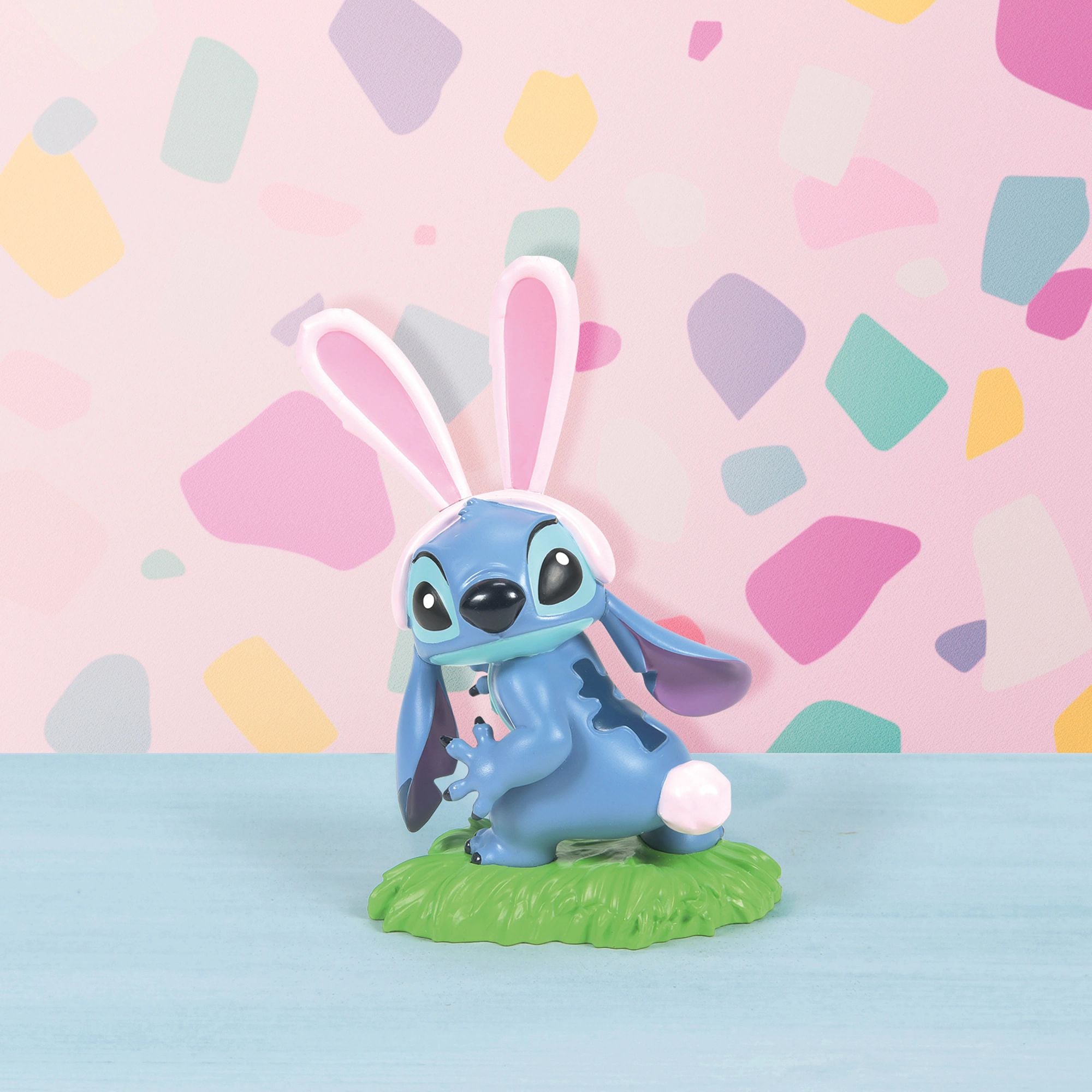 Disney Showcase | Holiday with Stitch Easter | Figurine – Enesco