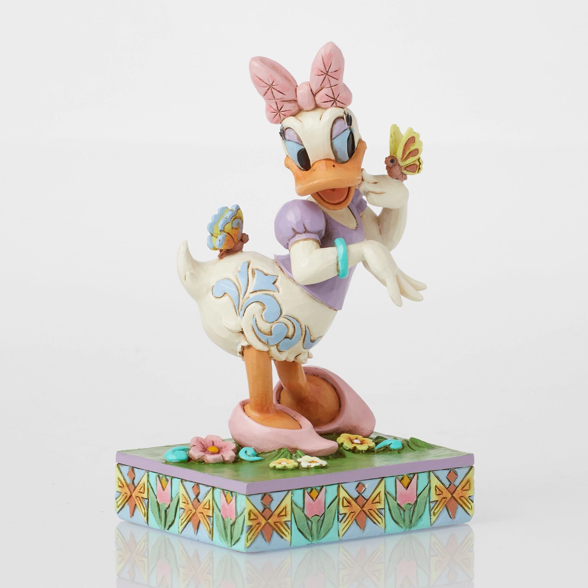 Disney Traditions | Daisy Duck | Figurine – Enesco Studios