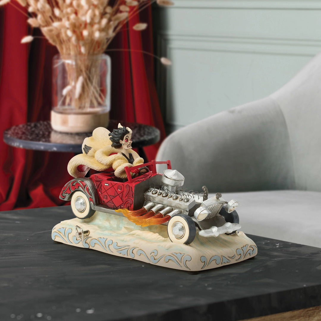 Disney Traditions | Cruella Car Scene Musical | Figurine