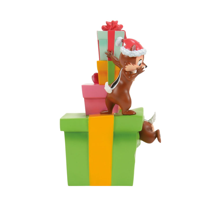 Disney Showcase | Chip & Dale in Presents | Figurine