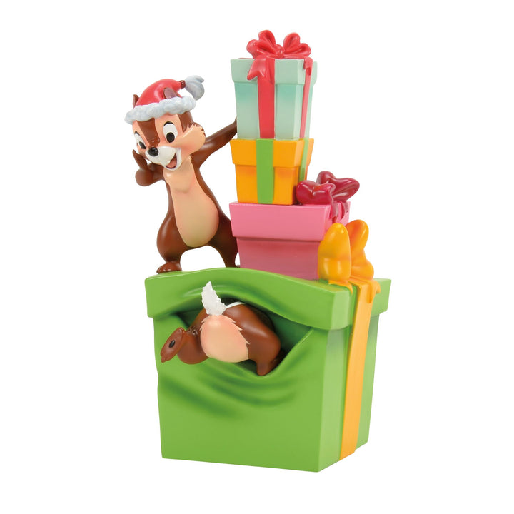 Disney Showcase | Chip & Dale in Presents | Figurine