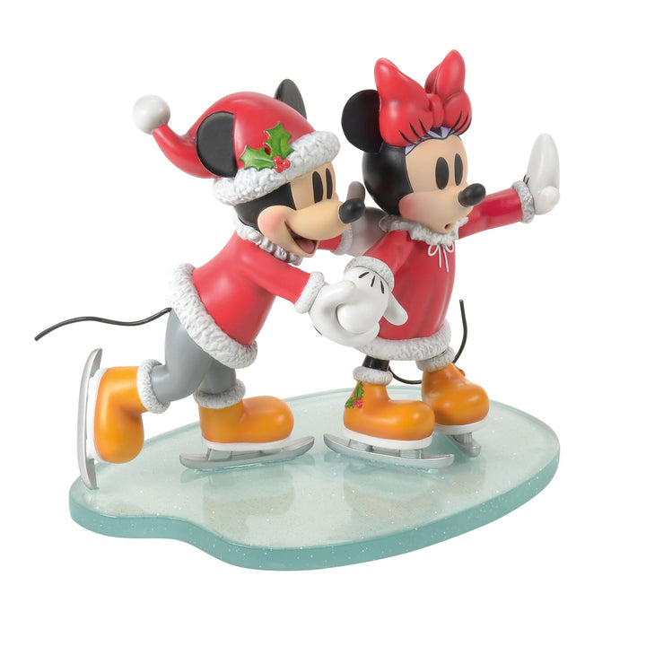 Disney Showcase | Mickey & Minnie Skating | Figurine