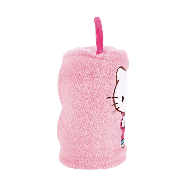 Snowpinions | Hello Kitty Cocoa SnowThrow | Blanket
