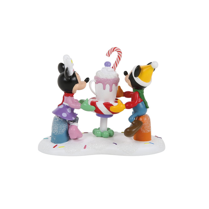 Disney Village | A Cocoa With A Cutie! | Village Figures