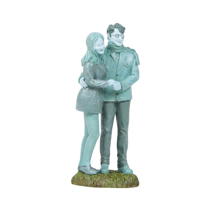 Harry Potter Village | Lily and James Potter | Village Figures