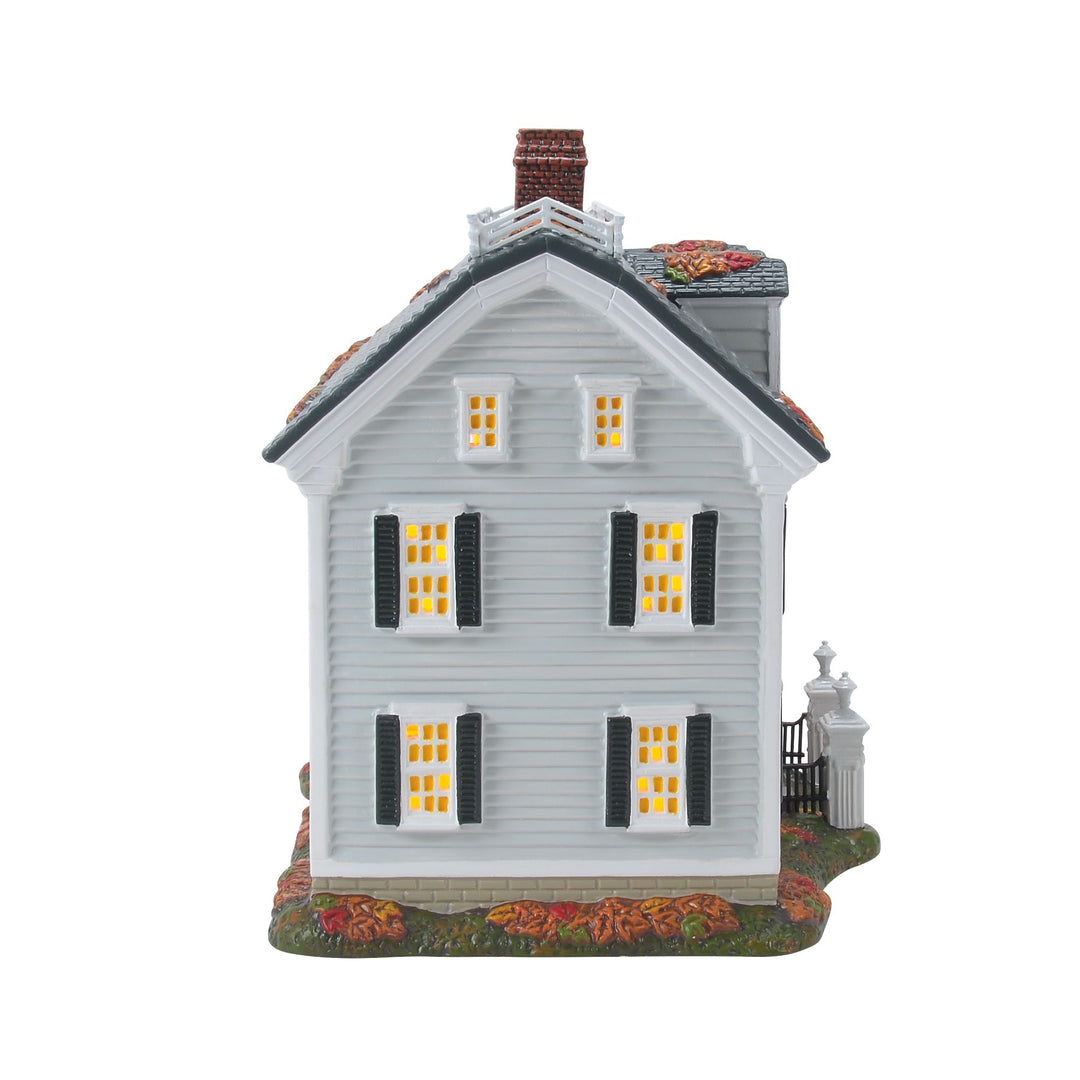 Hot Properties Village | Allison's House | Lighted Buildings