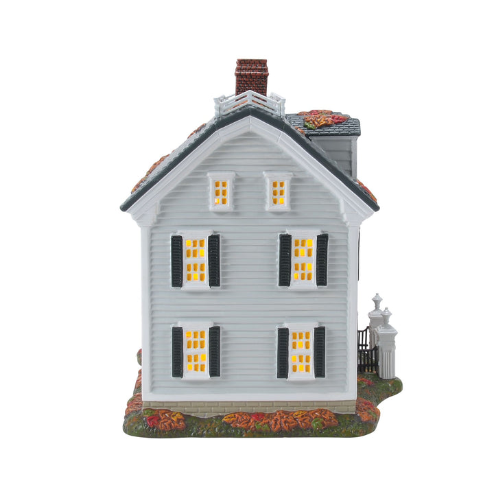 Hot Properties Village | Allison's House | Lighted Buildings