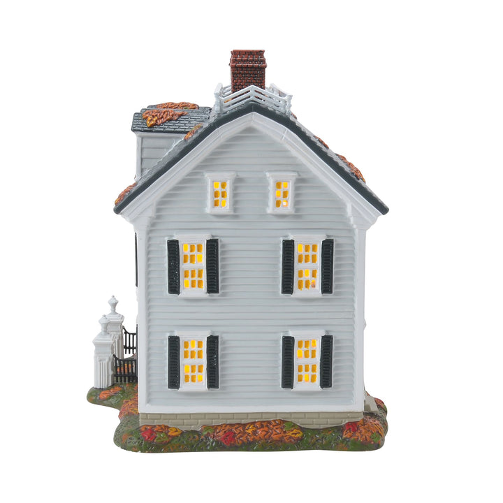 Hot Properties Village | Allison's House | Lighted Buildings