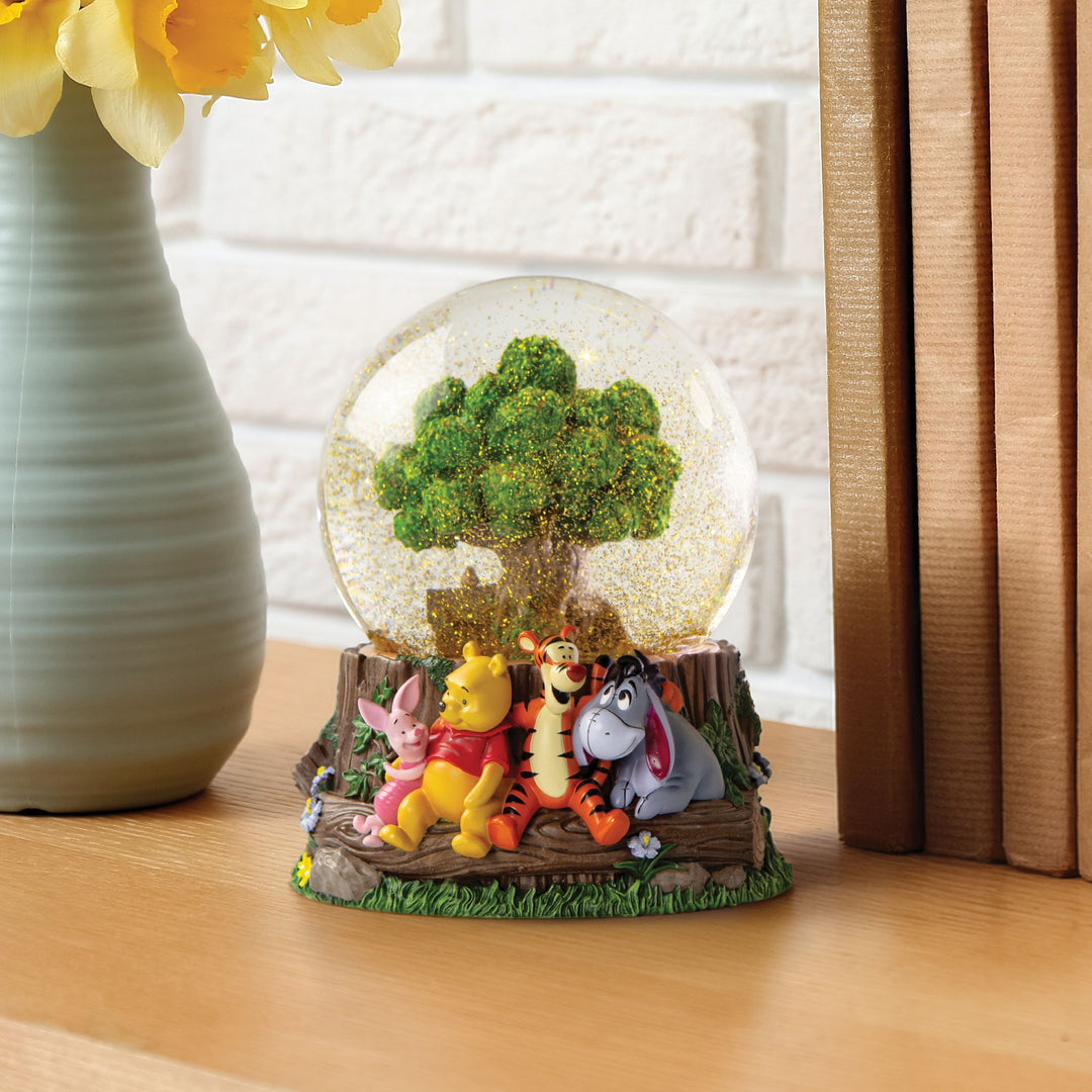 Disney Showcase | Winnie The Pooh | Waterball