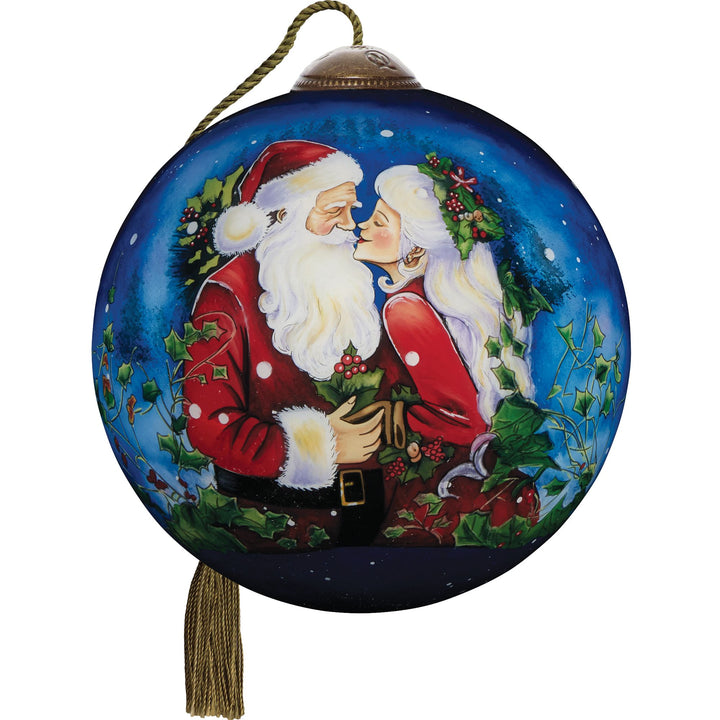 Ne’Qwa Ornaments | Merry Kiss-mas Ornament | Hanging Ornament