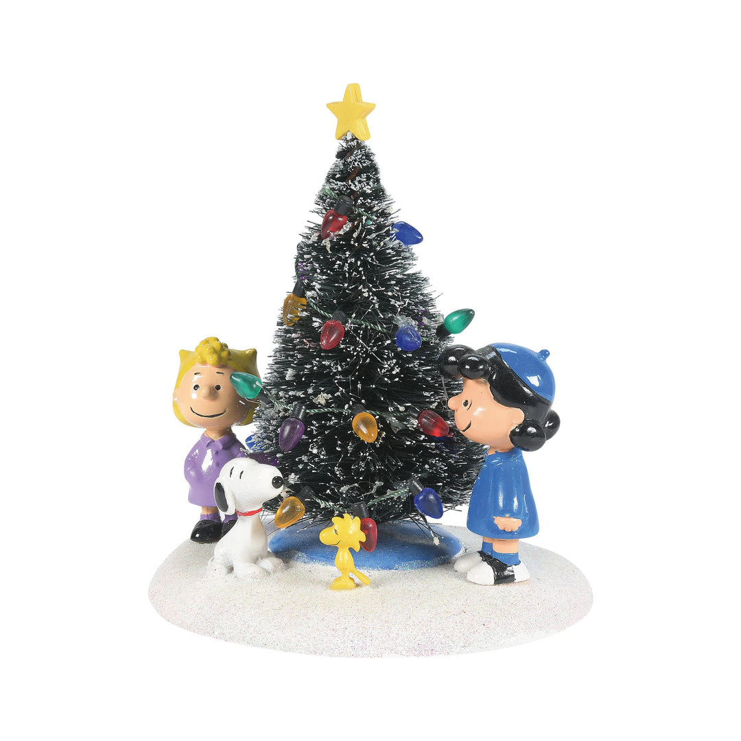 Peanuts Village | O'Christmas Tree | Village Figures