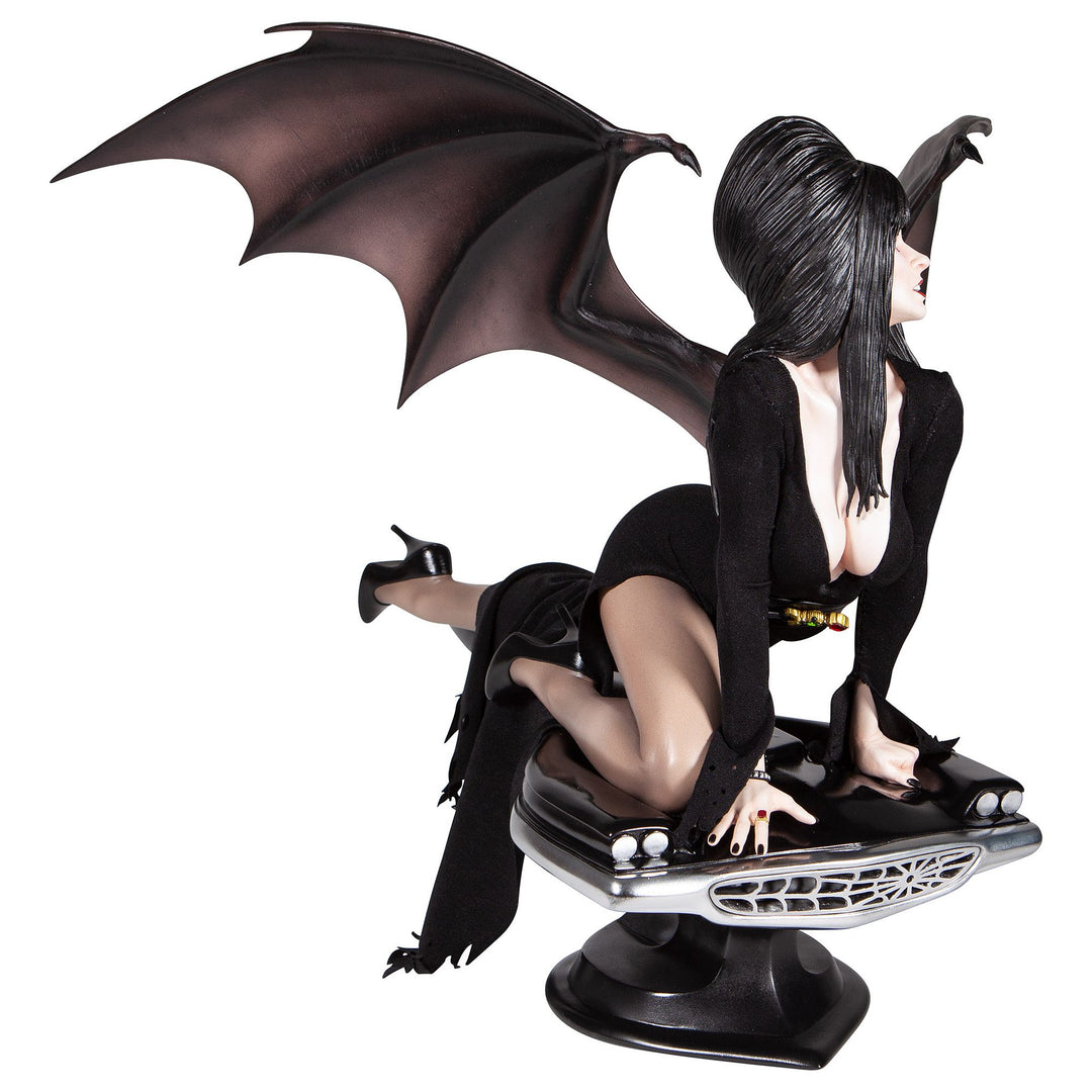 Grand Jester Studios | Elvira One Quarter Scale | Figurine