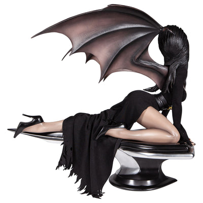 Grand Jester Studios | Elvira One Quarter Scale | Figurine