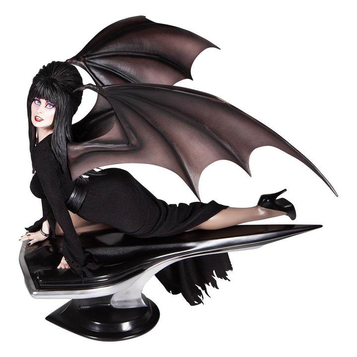 Grand Jester Studios | Elvira One Quarter Scale | Figurine